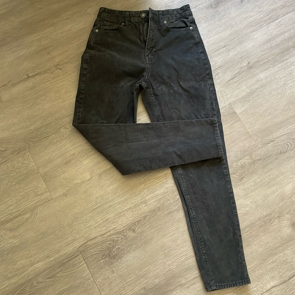 3 for $20 American Eagle corduroy